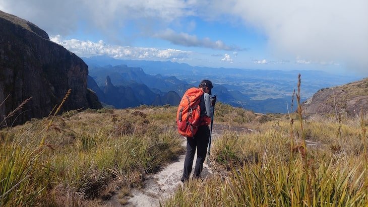 Travessia petropolis teresopolis serra dos orgãos rj